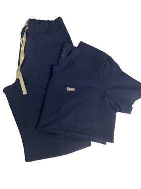 FIGS scrub Blue Set Top & Cairo Cargo Pants PANTS PO#2017 TOP PO# 2017